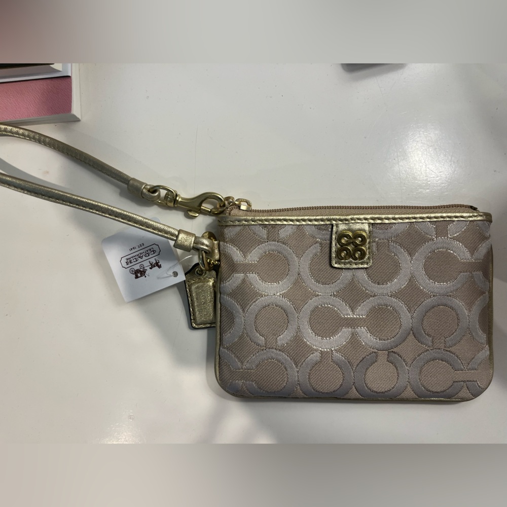 Coach coin/wallet holder